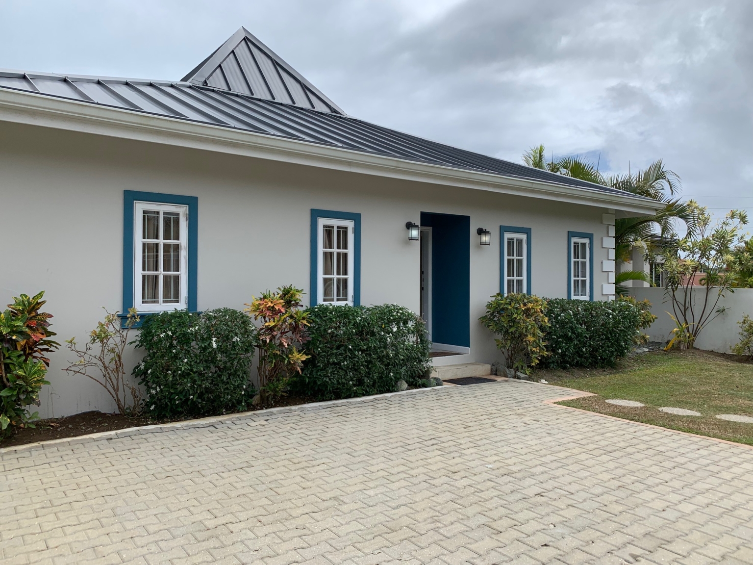 Caribbean Estates Lands & Villas